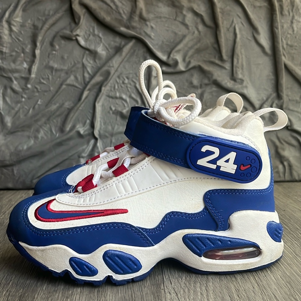 12c Nike kids shoe